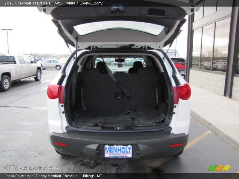 White / Ebony/Ebony 2011 Chevrolet Traverse LT AWD