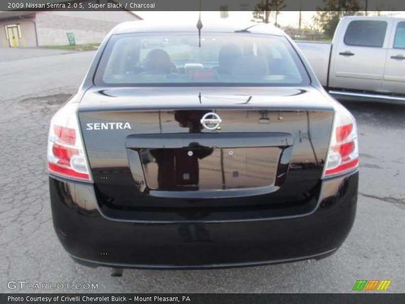 Super Black / Charcoal 2009 Nissan Sentra 2.0 S