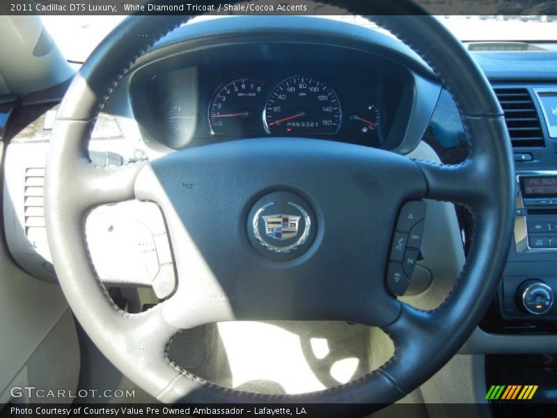 White Diamond Tricoat / Shale/Cocoa Accents 2011 Cadillac DTS Luxury