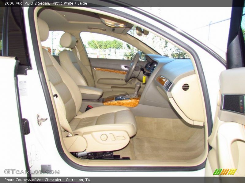 Arctic White / Beige 2006 Audi A6 3.2 Sedan
