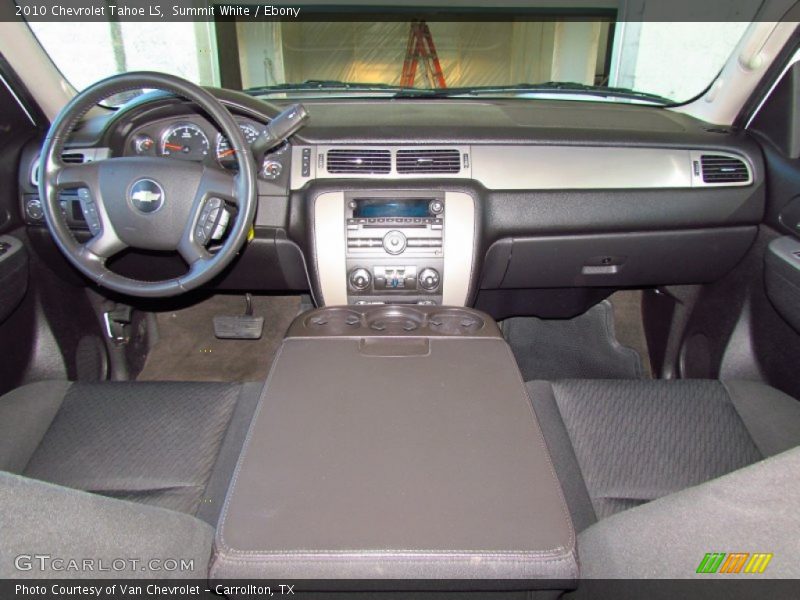 Dashboard of 2010 Tahoe LS