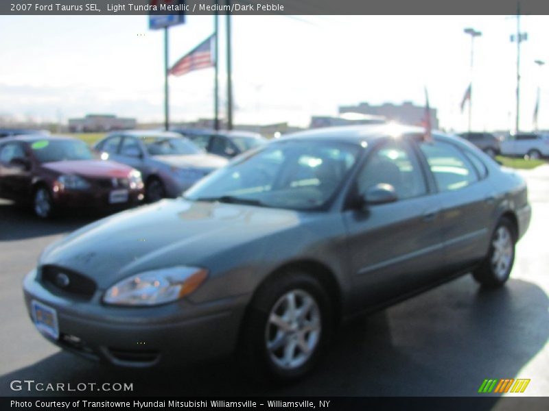Light Tundra Metallic / Medium/Dark Pebble 2007 Ford Taurus SEL