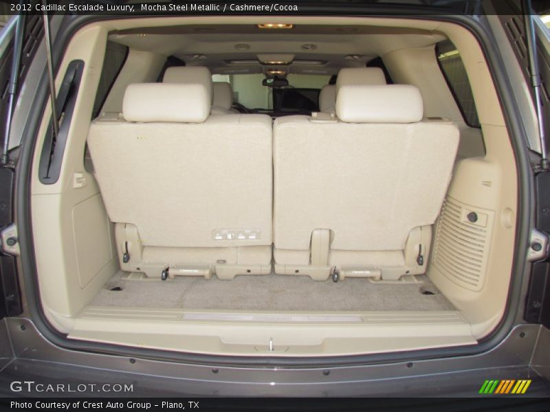  2012 Escalade Luxury Trunk