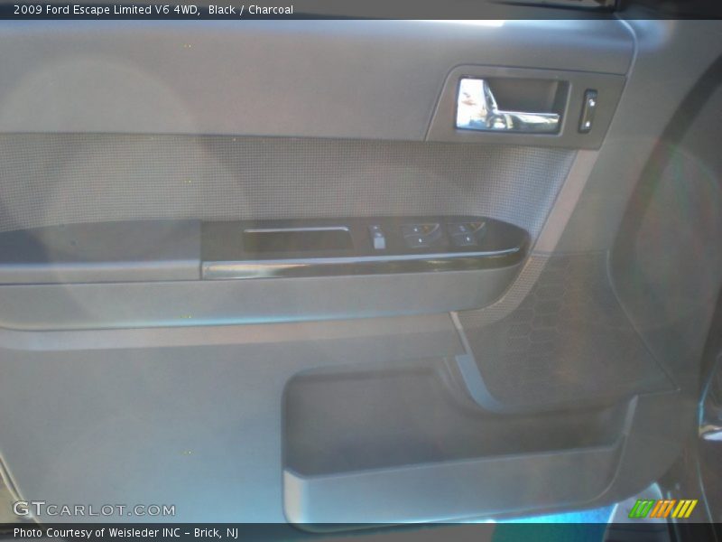 Black / Charcoal 2009 Ford Escape Limited V6 4WD