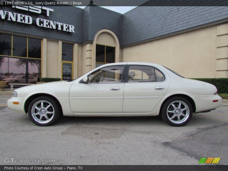 Ivory Quartz Metallic / Beige 1997 Infiniti J 30