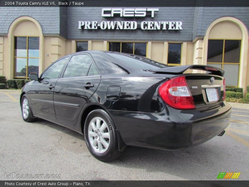 Black / Taupe 2004 Toyota Camry XLE V6