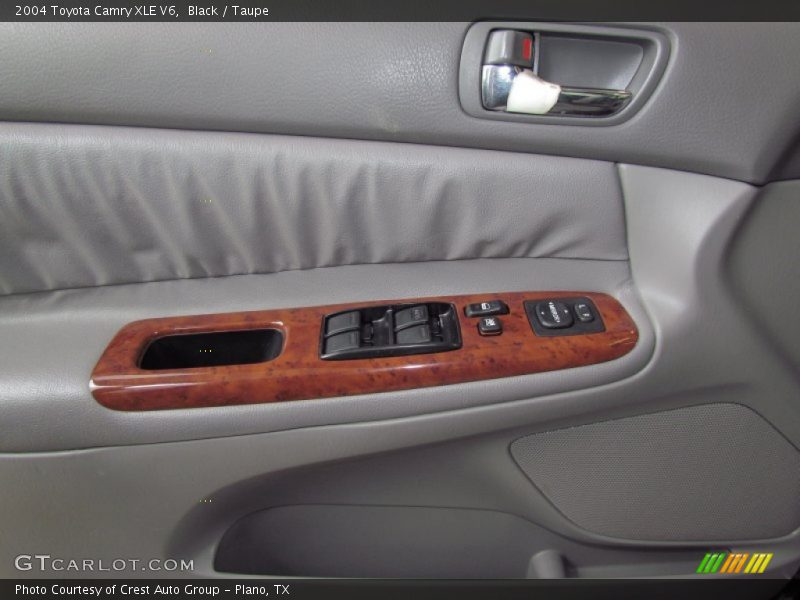 Black / Taupe 2004 Toyota Camry XLE V6