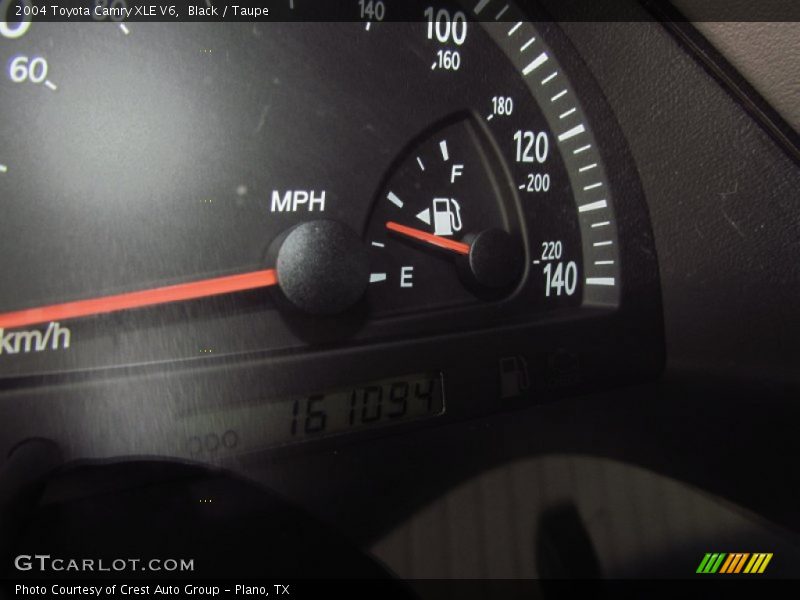 Black / Taupe 2004 Toyota Camry XLE V6