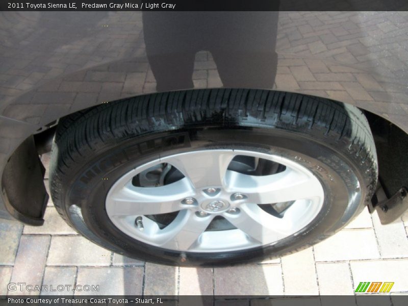 Predawn Gray Mica / Light Gray 2011 Toyota Sienna LE