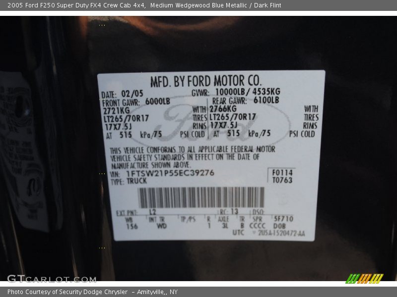 Medium Wedgewood Blue Metallic / Dark Flint 2005 Ford F250 Super Duty FX4 Crew Cab 4x4