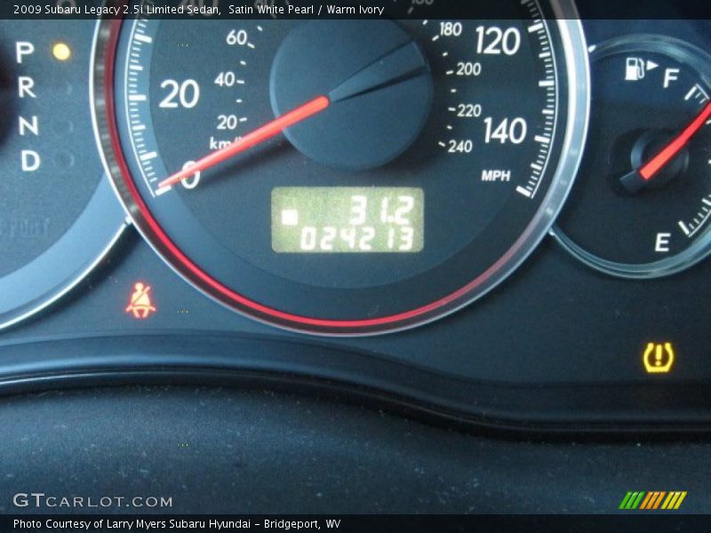 Satin White Pearl / Warm Ivory 2009 Subaru Legacy 2.5i Limited Sedan