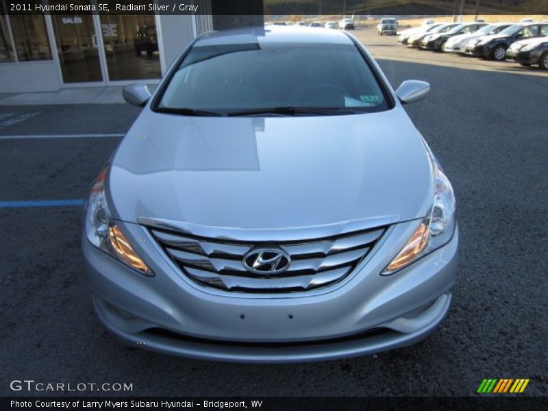 Radiant Silver / Gray 2011 Hyundai Sonata SE