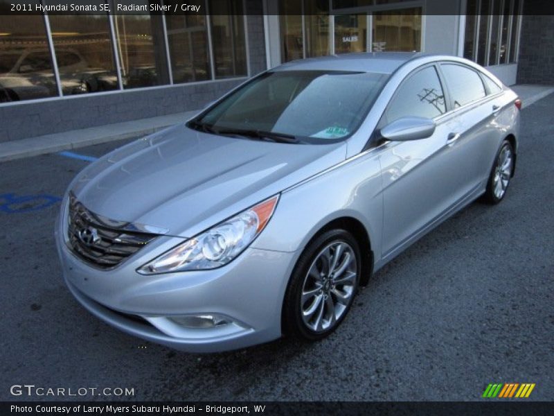 Radiant Silver / Gray 2011 Hyundai Sonata SE