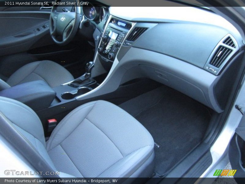 Radiant Silver / Gray 2011 Hyundai Sonata SE
