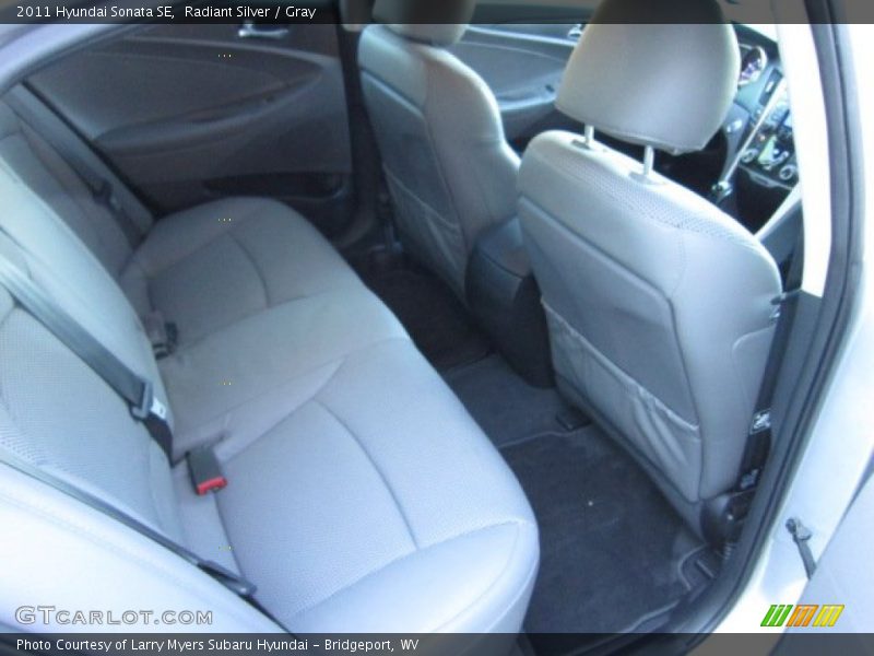 Radiant Silver / Gray 2011 Hyundai Sonata SE