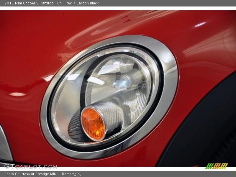 Chili Red / Carbon Black 2011 Mini Cooper S Hardtop