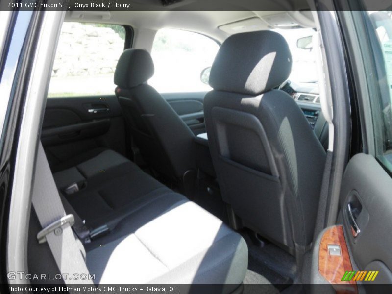 Onyx Black / Ebony 2011 GMC Yukon SLE