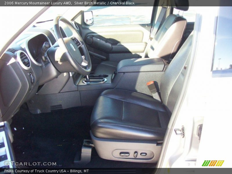 Silver Birch Metallic / Charcoal Black 2006 Mercury Mountaineer Luxury AWD