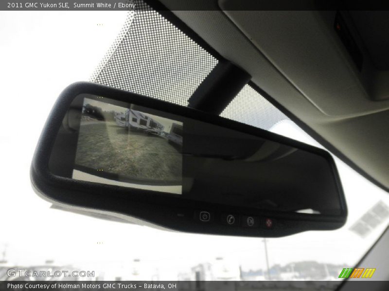 Summit White / Ebony 2011 GMC Yukon SLE