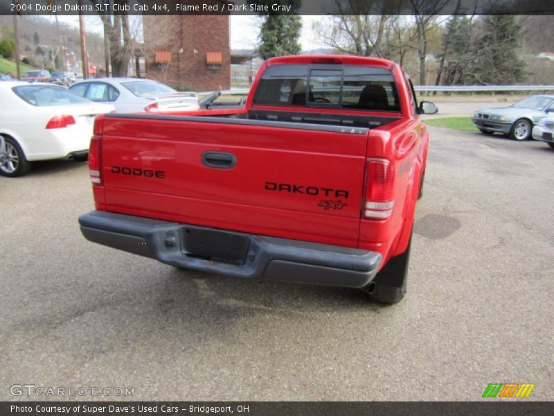 Flame Red / Dark Slate Gray 2004 Dodge Dakota SLT Club Cab 4x4