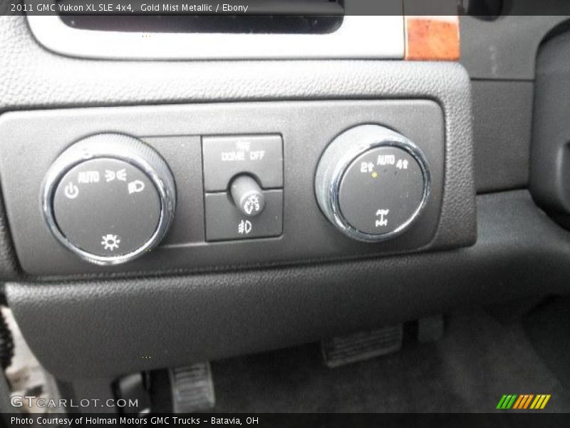 Gold Mist Metallic / Ebony 2011 GMC Yukon XL SLE 4x4