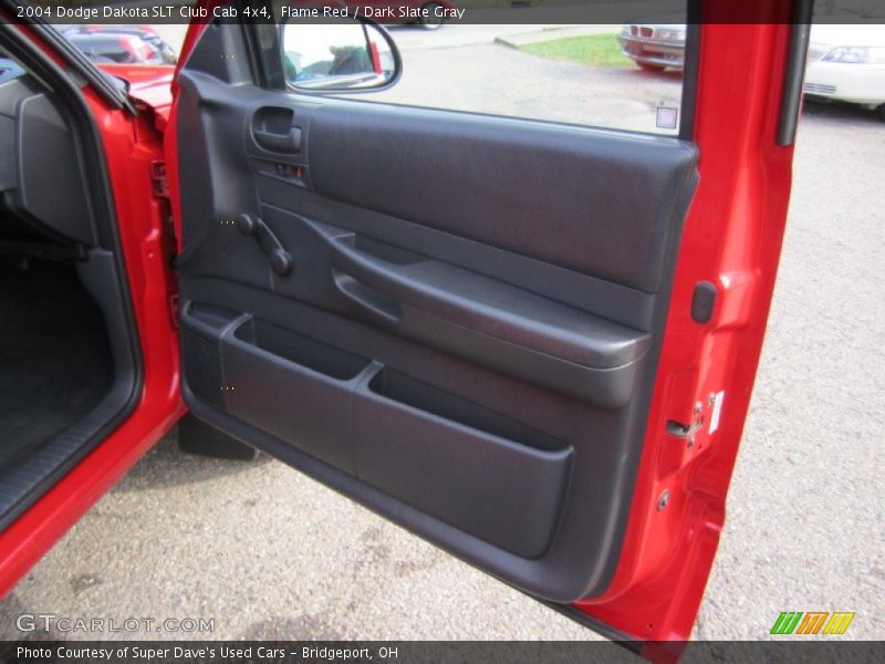 Flame Red / Dark Slate Gray 2004 Dodge Dakota SLT Club Cab 4x4