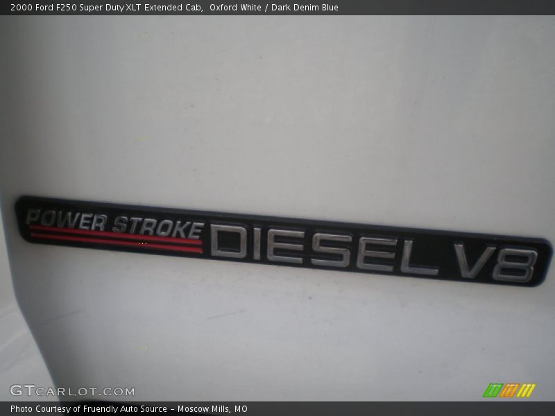 Power Stroke Diesel V8 badge - 2000 Ford F250 Super Duty XLT Extended Cab