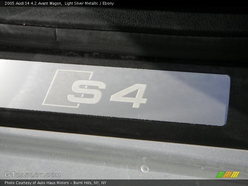 Light Silver Metallic / Ebony 2005 Audi S4 4.2 Avant Wagon