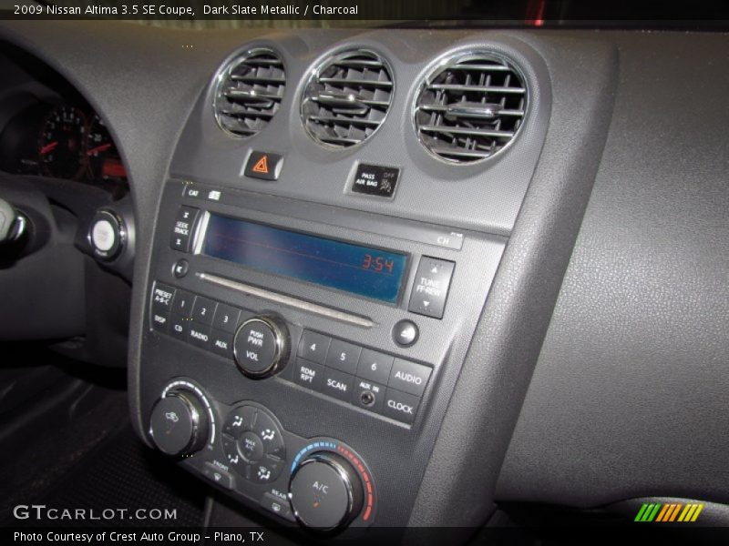 Controls of 2009 Altima 3.5 SE Coupe