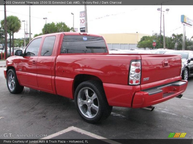 Victory Red / Dark Charcoal 2003 Chevrolet Silverado 1500 SS Extended Cab AWD