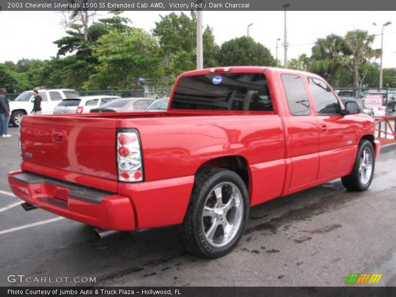 Victory Red / Dark Charcoal 2003 Chevrolet Silverado 1500 SS Extended Cab AWD
