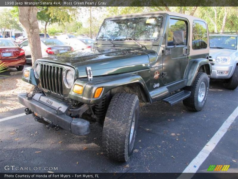 Moss Green Pearl / Gray 1998 Jeep Wrangler Sahara 4x4