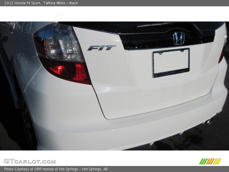 Taffeta White / Black 2012 Honda Fit Sport