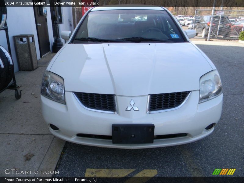 Dover White Pearl / Black 2004 Mitsubishi Galant ES