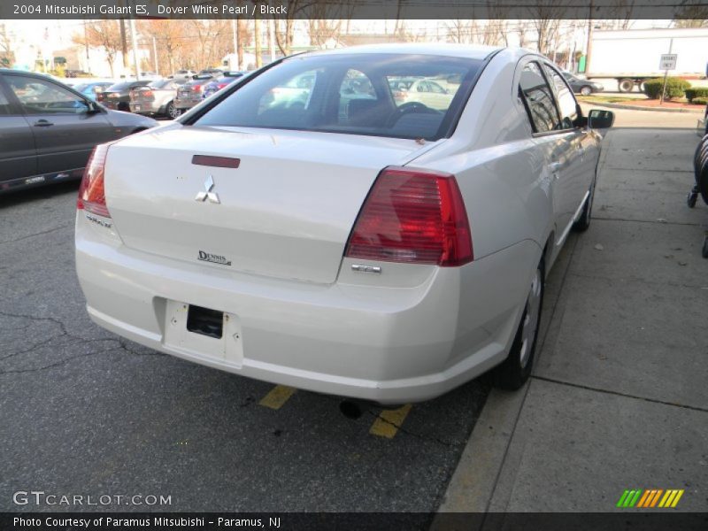 Dover White Pearl / Black 2004 Mitsubishi Galant ES