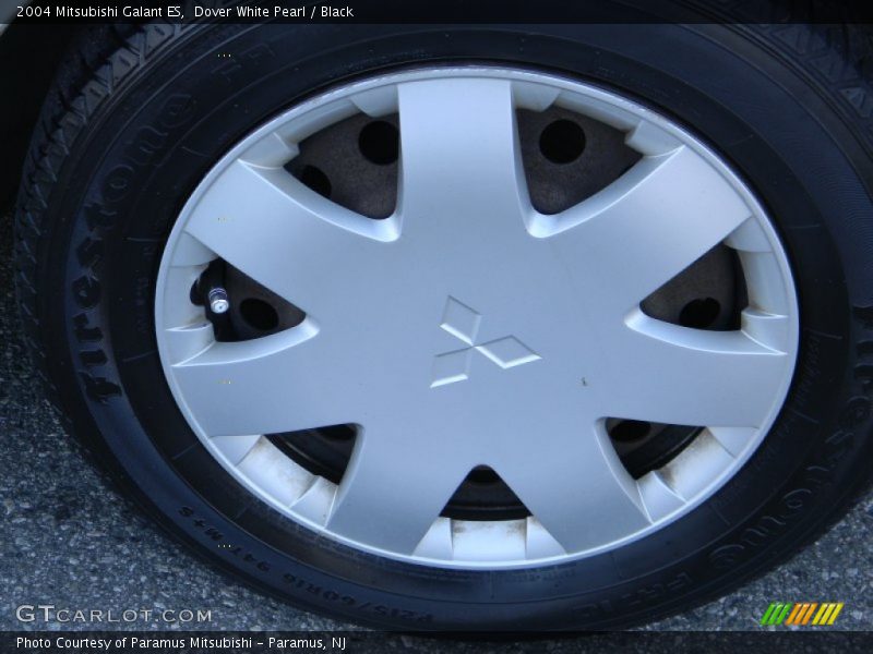 Dover White Pearl / Black 2004 Mitsubishi Galant ES