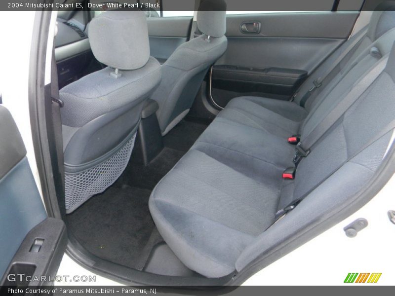 Dover White Pearl / Black 2004 Mitsubishi Galant ES