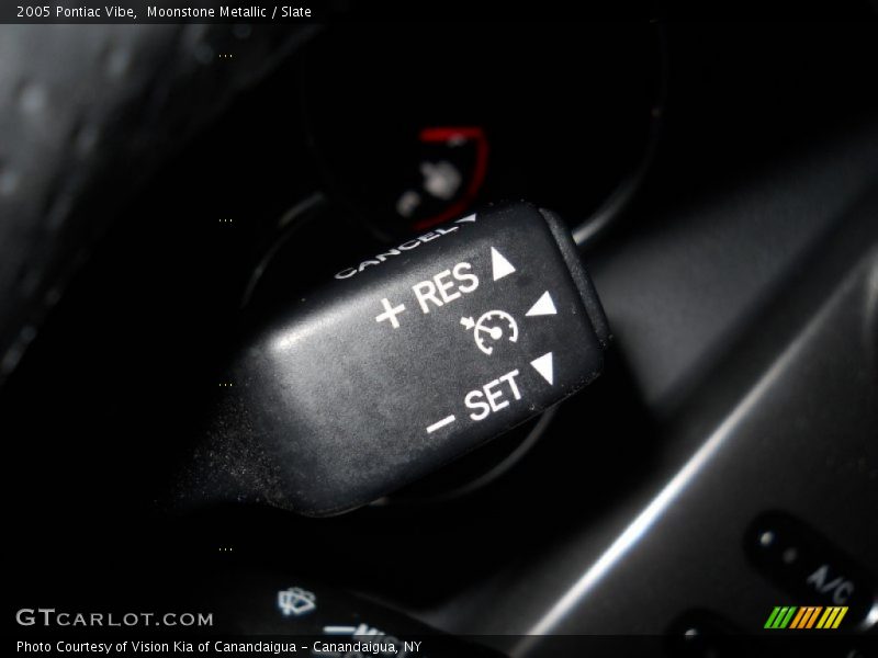 Moonstone Metallic / Slate 2005 Pontiac Vibe