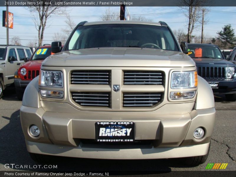 Light Sandstone Metallic / Pastel Pebble Beige 2010 Dodge Nitro SXT 4x4