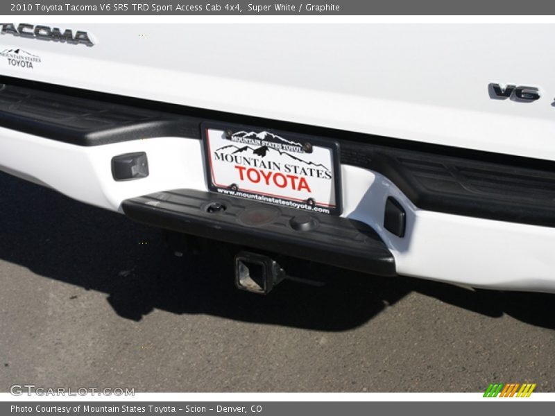 Super White / Graphite 2010 Toyota Tacoma V6 SR5 TRD Sport Access Cab 4x4