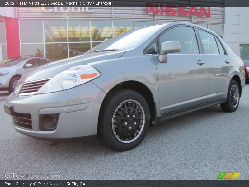 Magnetic Gray / Charcoal 2009 Nissan Versa 1.8 S Sedan