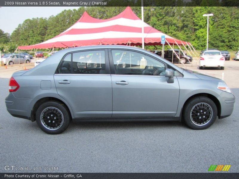 Magnetic Gray / Charcoal 2009 Nissan Versa 1.8 S Sedan