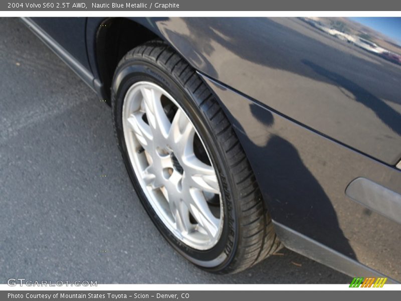 Nautic Blue Metallic / Graphite 2004 Volvo S60 2.5T AWD