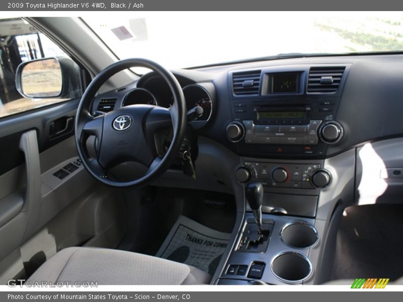 Black / Ash 2009 Toyota Highlander V6 4WD