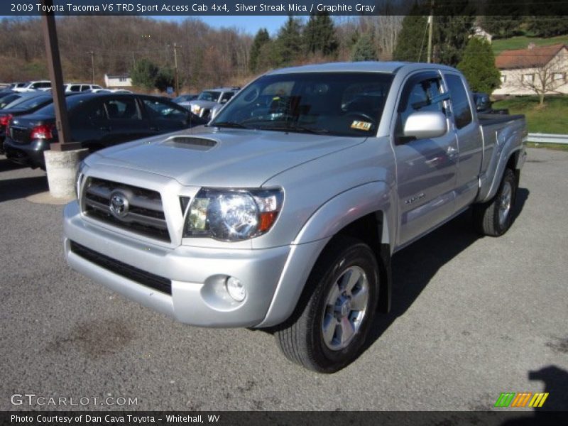 Front 3/4 View of 2009 Tacoma V6 TRD Sport Access Cab 4x4