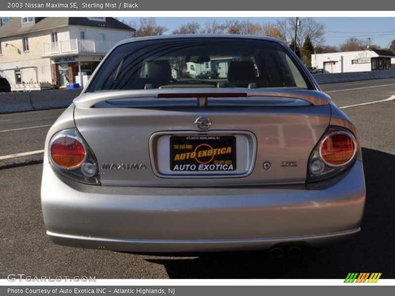 Sterling Mist / Black 2003 Nissan Maxima SE