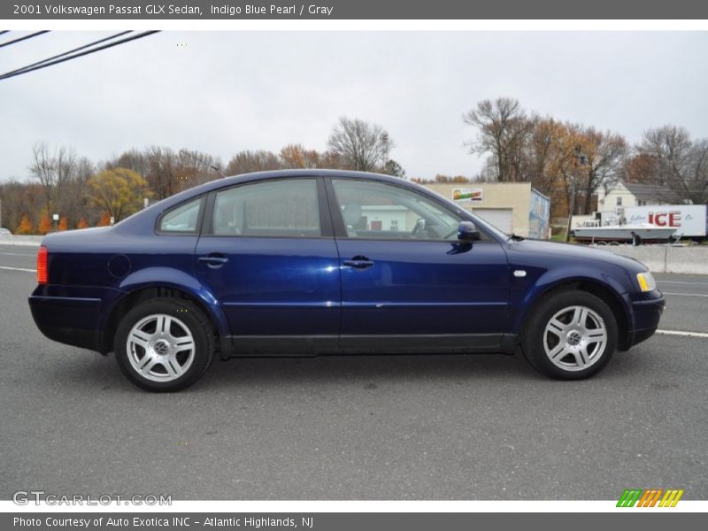 Indigo Blue Pearl / Gray 2001 Volkswagen Passat GLX Sedan