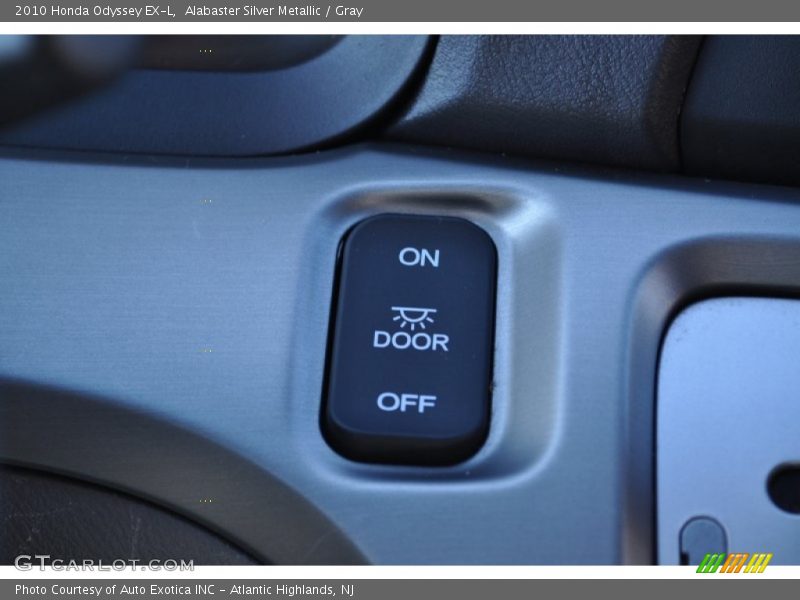 Alabaster Silver Metallic / Gray 2010 Honda Odyssey EX-L