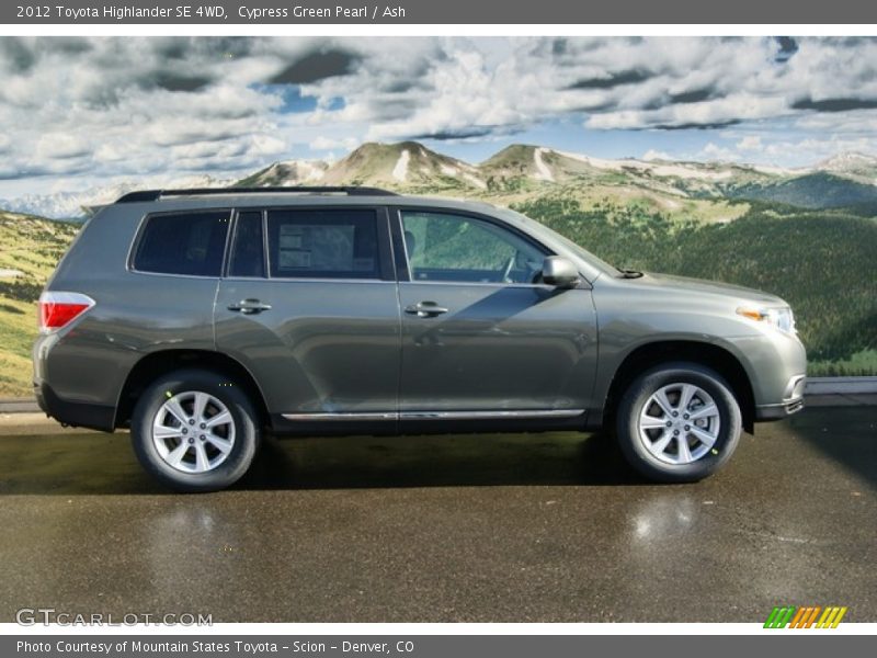 Cypress Green Pearl / Ash 2012 Toyota Highlander SE 4WD