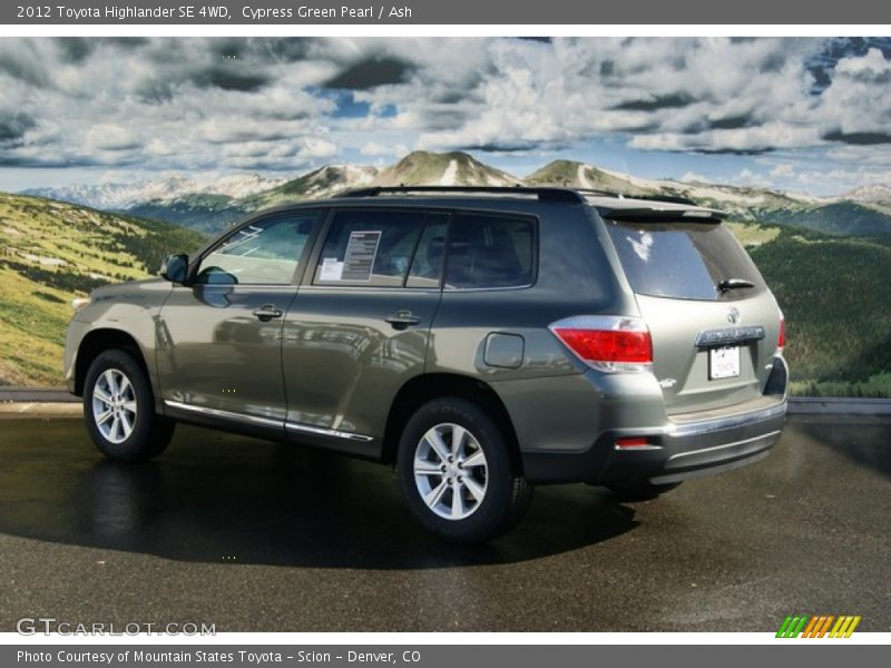 Cypress Green Pearl / Ash 2012 Toyota Highlander SE 4WD